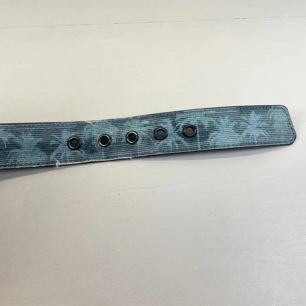 Cuater Travis Mathew Golf Belt Blue Flora Tropical Palm Tree Print Size 38-42